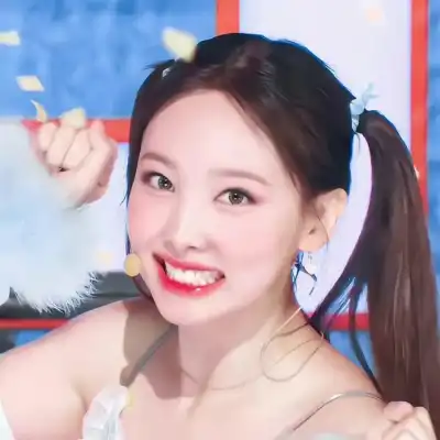 秦明凝